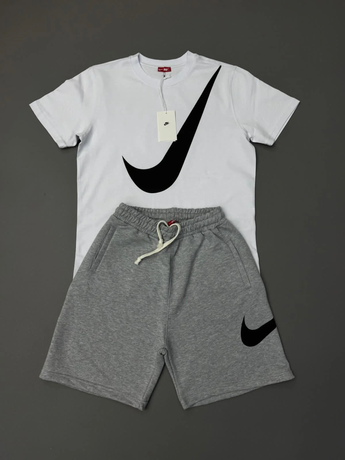 Nike Swoosh set - Image 3